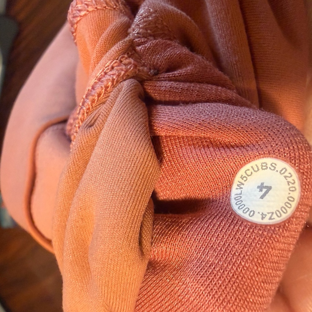 Lululemon Athletica Peach Leggings - Picture 2 of 5